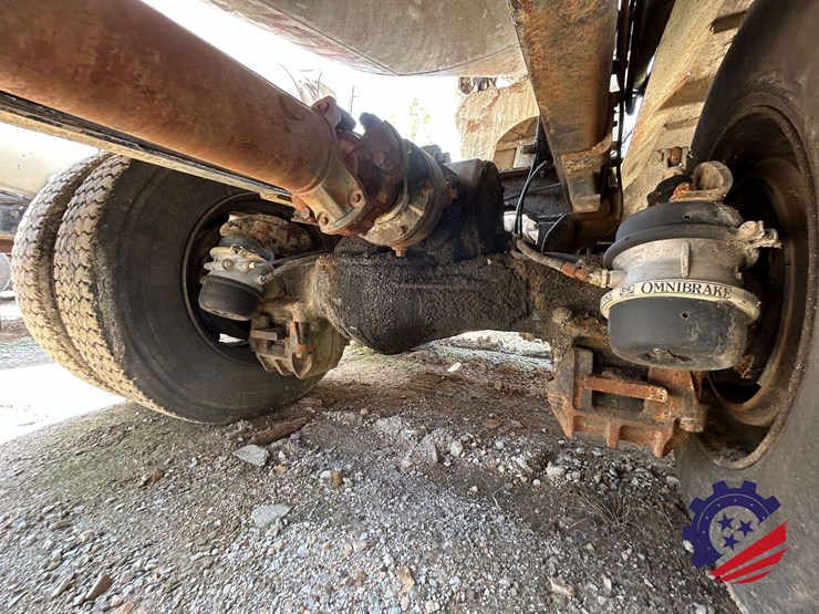 1992-mack-dm600gk-rear-discharge-(glider-kit)-concrete-mixer-truck-image-52
