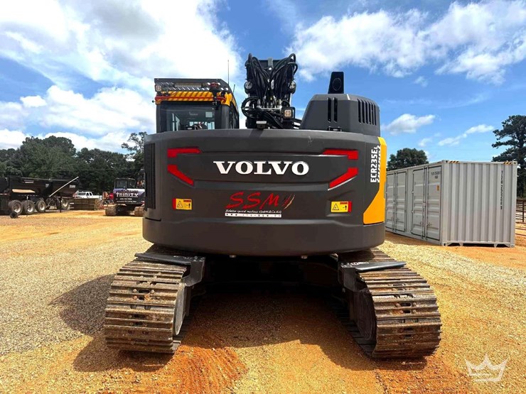 2025-volvo-ecr235e-tunnel-boom-hydraulic-excavator-image-36