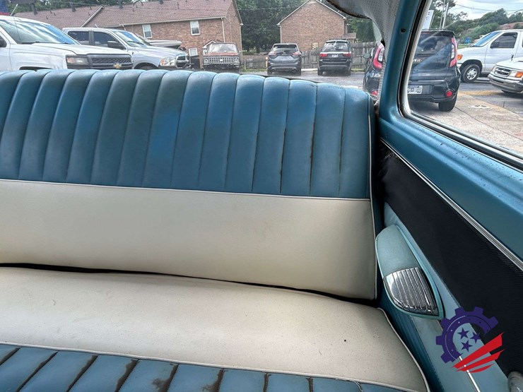 1955-ford-fairlane-club-sedan-image-43