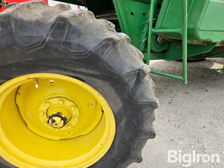 1983-john-deere-7720-image-14