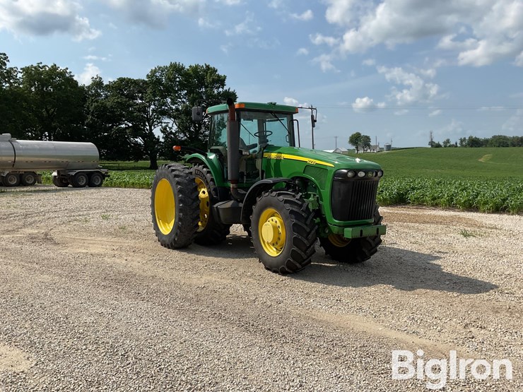 2004-john-deere-8220-image-3