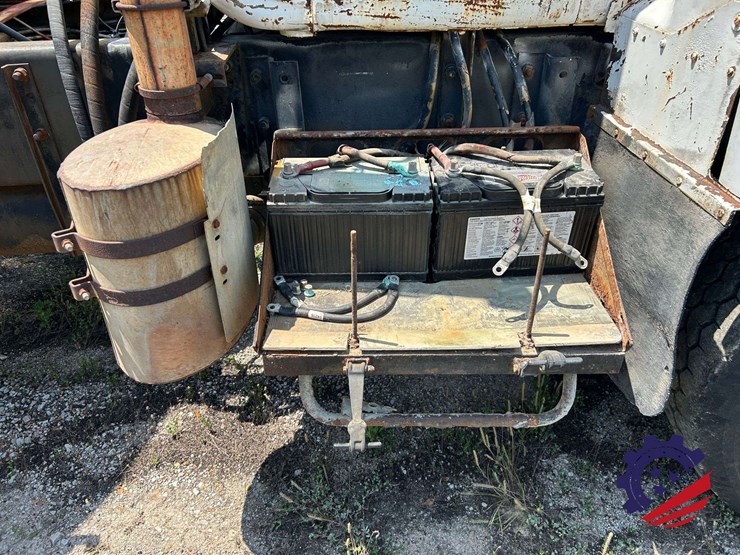 1988-mack-dm690s-image-50