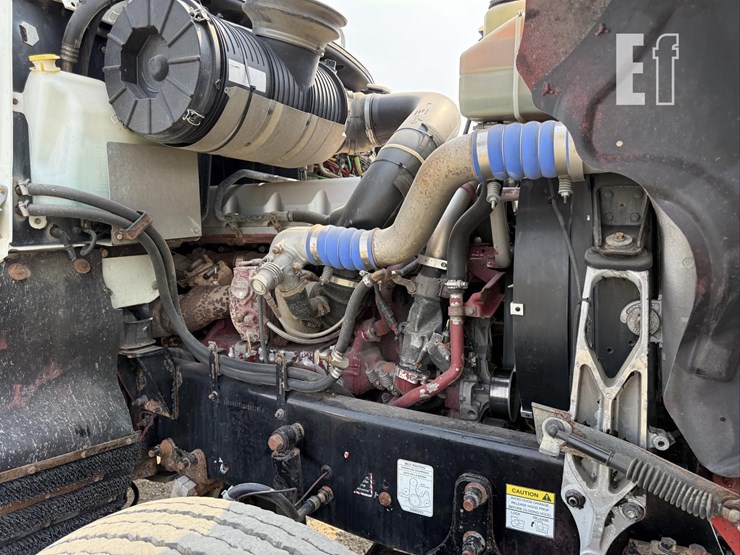 2012-mack-pinnacle-chu613-image-48