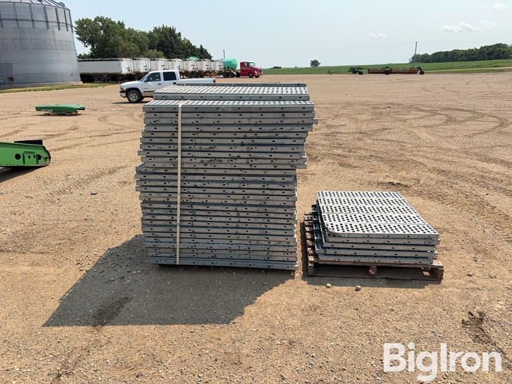 galvanized-catwalk-decking-image-6