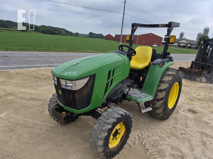 john-deere-3032e-image-5
