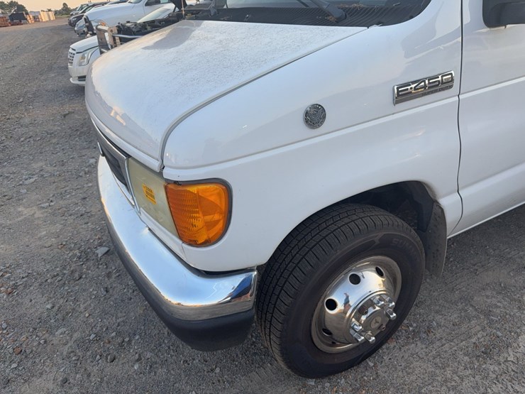 2006-ford-e450-image-20