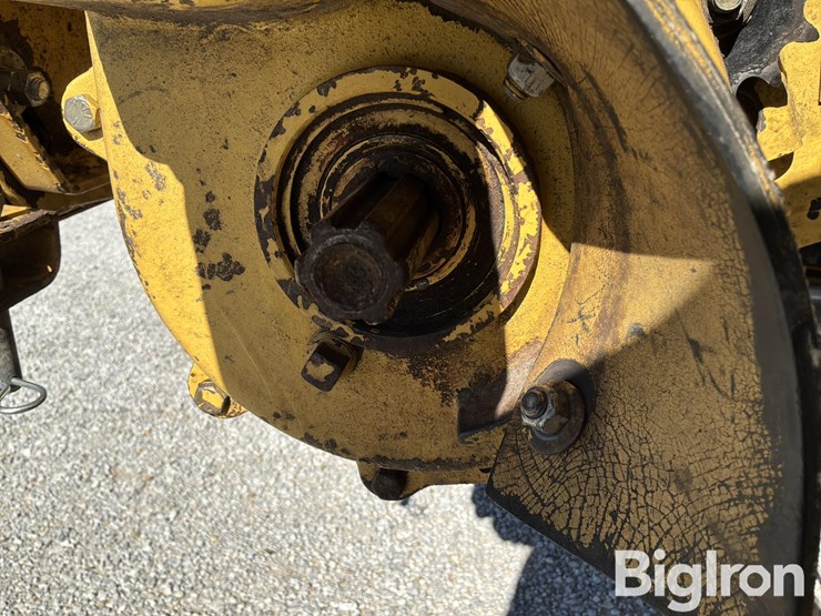 1995-new-holland-tr97-image-15