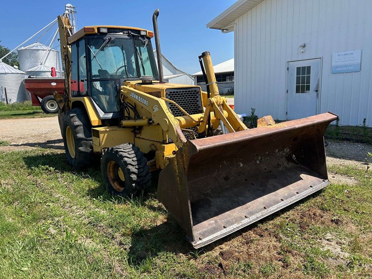jd-410d-backhoe-image-6
