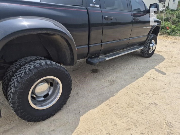2006-dodge-ram-3500-image-9