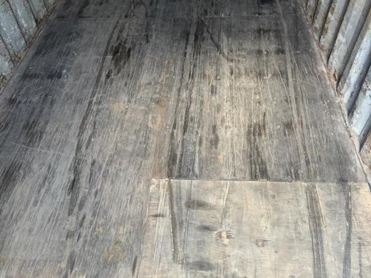 #43-•-20'-used-conex/-shipping-container-image-9