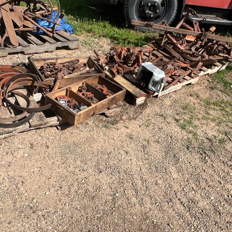 #9938 • (3) Pallets of Misc. Allis-Chalmers Parts