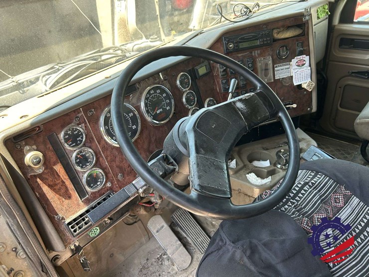 2008-international-5600-paystar-tri-axle-dump-truck-image-72