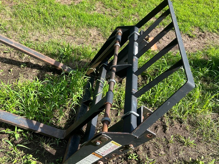 #9928-•-worksaver-pallet-fork-image-3