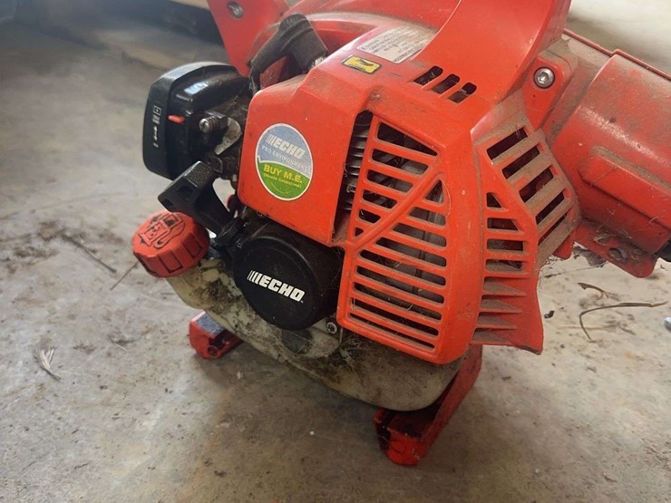 echo-pb-250-handheld-gas-powered-leaf-blower-image-4