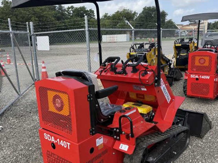 #7-•-mini-skid-steer-tracked-ride-on-loader--gas-image-5