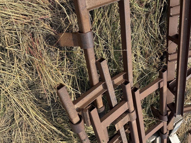 r&g-folding-hay-sides-image-2