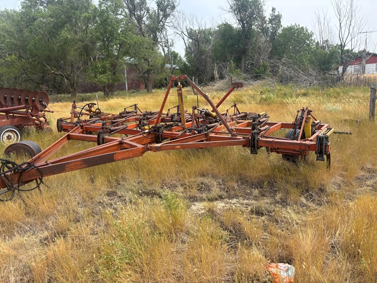 morris-cp519-chisel-plow-image-2