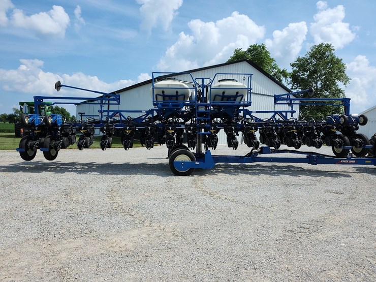 2023-kinze-3605-image-14