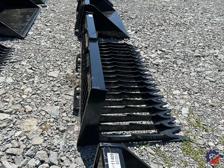 skid-steer-skeleton-bucket-low-side-attachment-image-6