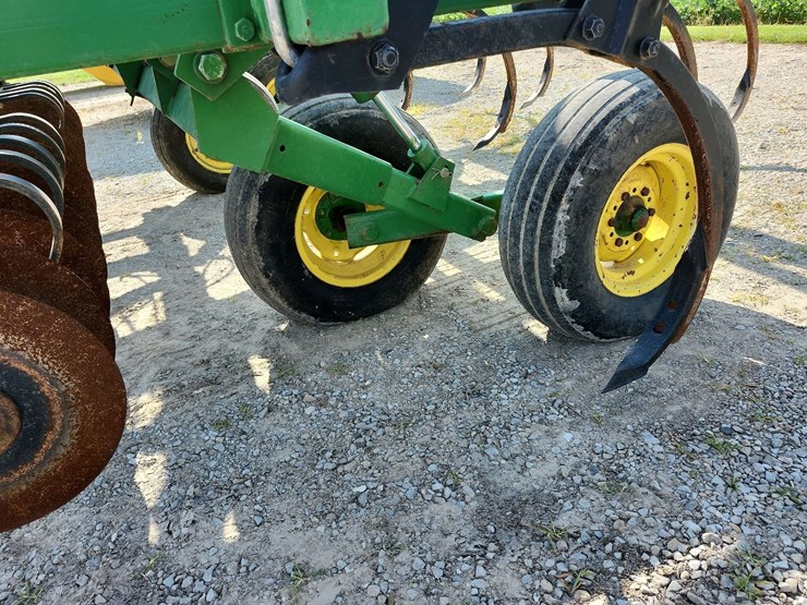 john-deere-714-image-5