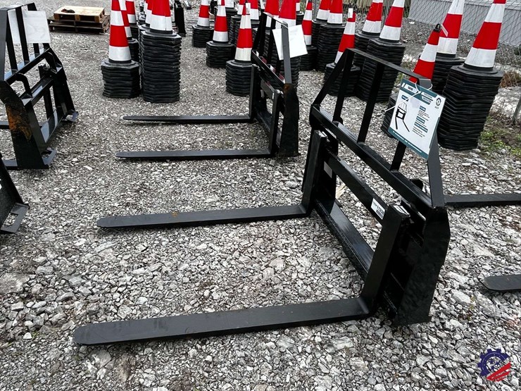 unused-2026-mower-king-sa-skid-steer-forks-attachment-image-4