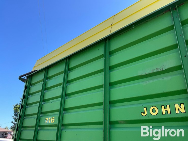 john-deere-716-image-17