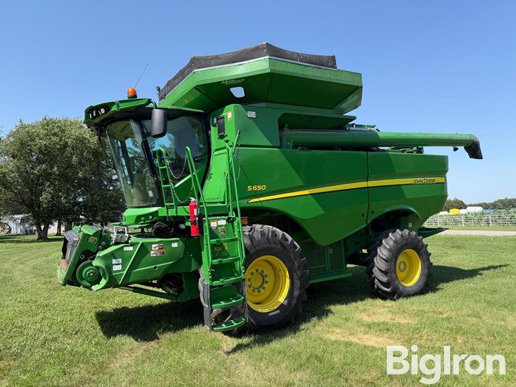 2014-john-deere-s650-image-1