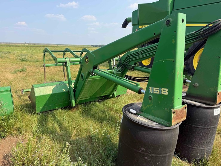 john-deere-158-image-4