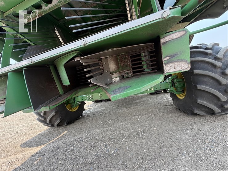 2020-john-deere-s780-image-45