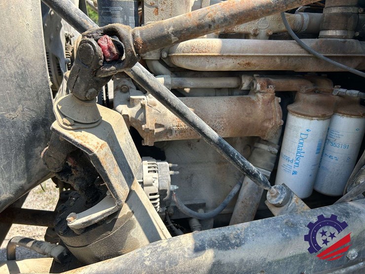 1992-mack-dm600gk-rear-discharge-concrete-mixer-truck-image-69
