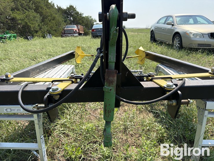 pierce-ahbr1-3-pt-hay-bale-unroller-image-5