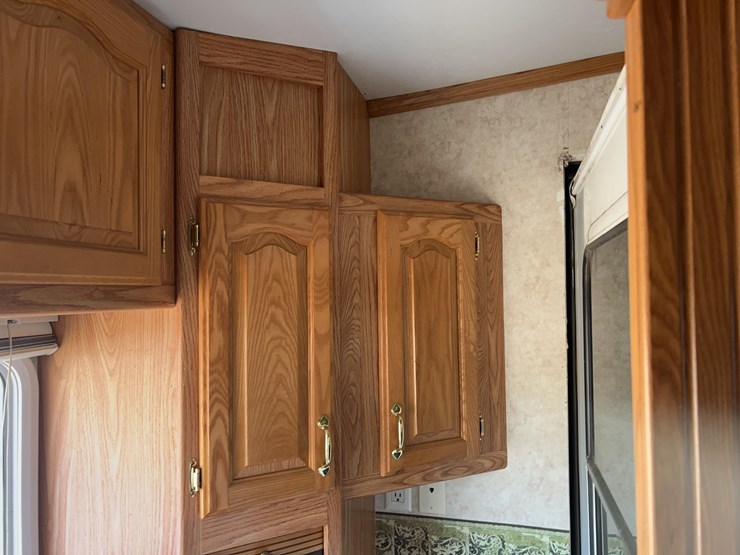 2006-cedar-creek-camper-image-29