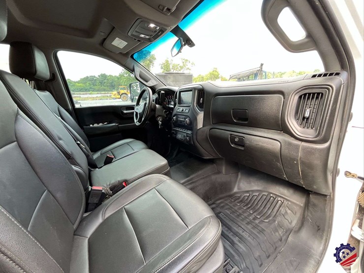 2021-chevrolet-silverado-2500-image-51