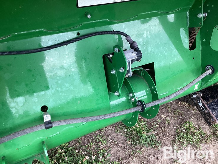 2018-john-deere-635fd-image-13