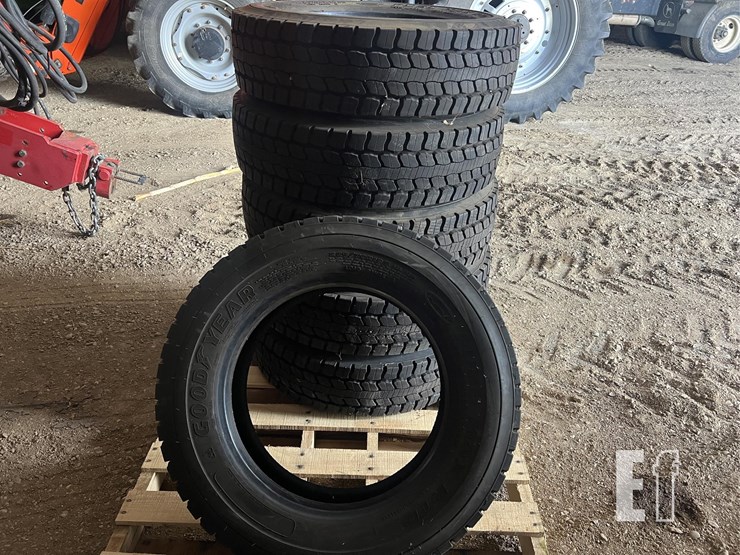 6-new-good-year-225/70r19.5-tires-image-2