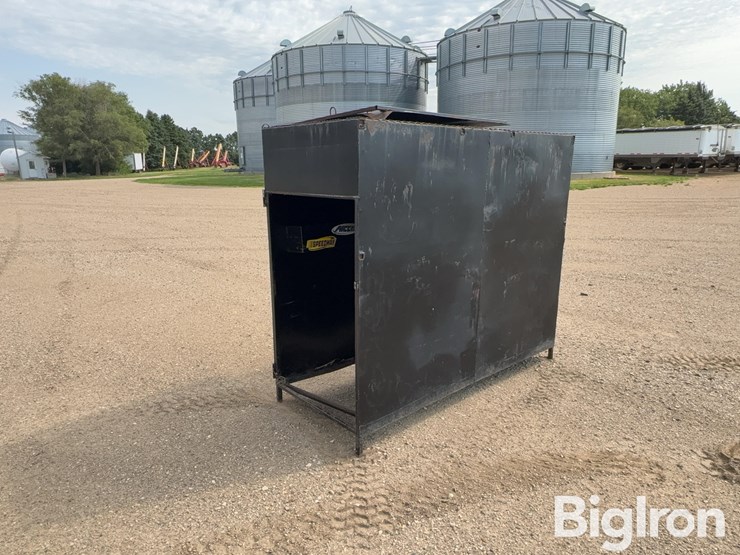 homemade-race-trailer-tool-box-/-storage-rack-image-3