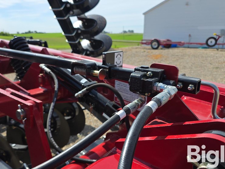 2025-case-ih-ecolo-tiger-875-image-15