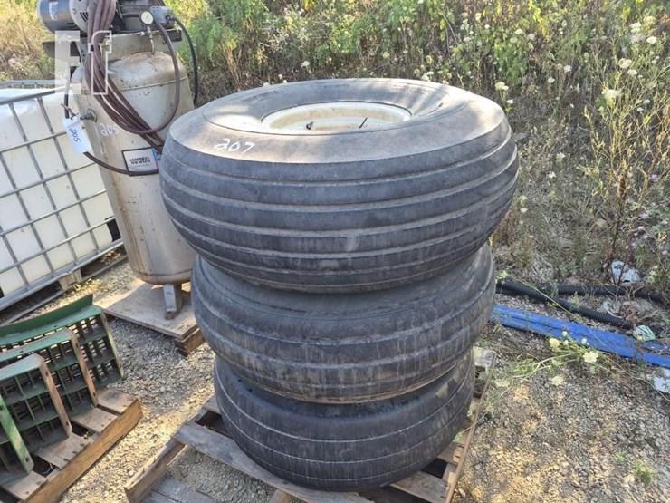 ag-implement-tires-image-1