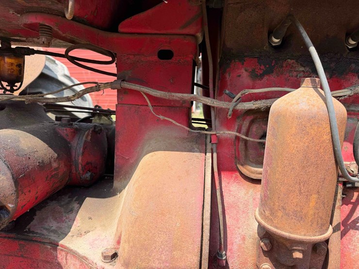 mccormick-deering-w6-standard-tractor-image-26