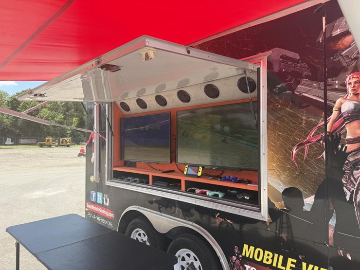 #63-•-2016-lark-20'-gaming-trailer-�-fully-equipped-image-14
