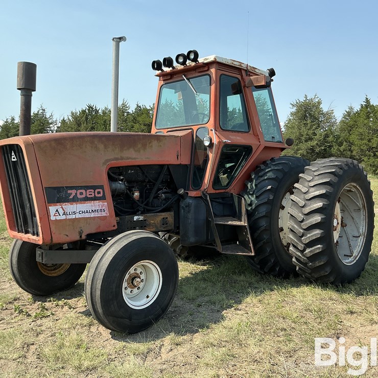 1981 ALLIS-CHALMERS 7060