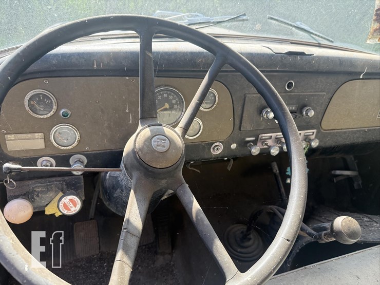 international-grain-truck-image-15