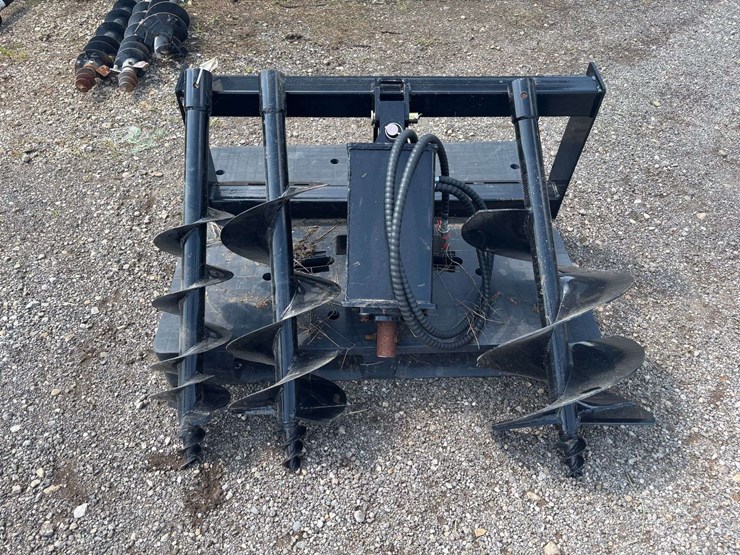 future-post-hole-digger-for-skid-steer-w/-augers-image-1