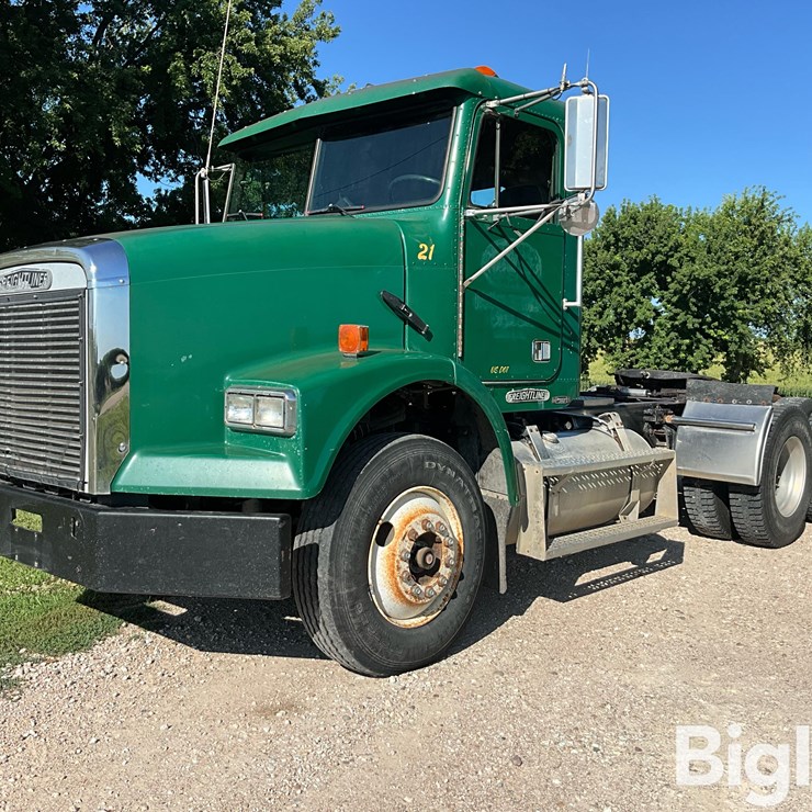 1993 FREIGHTLINER FLD112