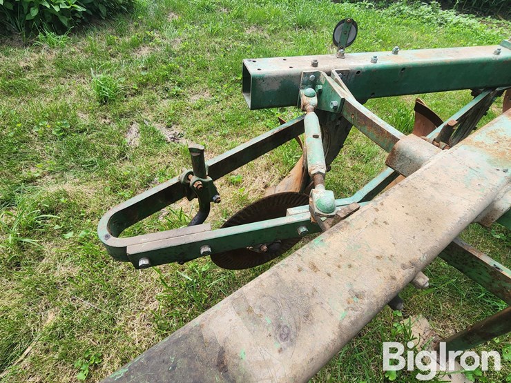 john-deere-450-image-11