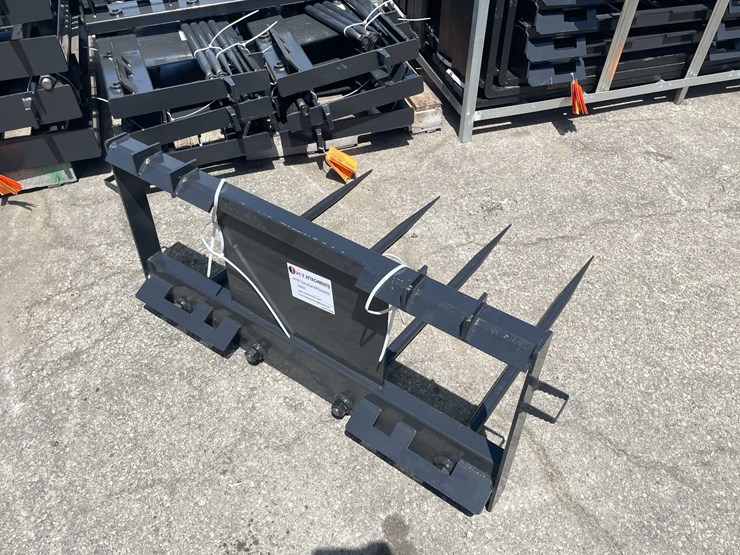 #8326-•-unused-2026-jct-skid-steer-bale-spear-(o2)-image-3