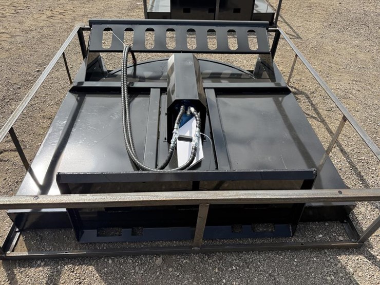 #36-•-skid-steer-77"-brush-cutter-image-4
