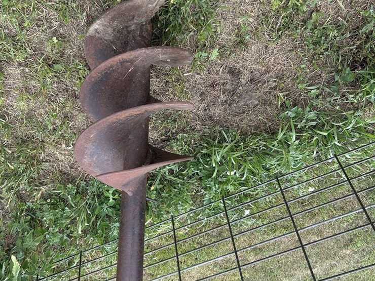 3-point-post-hole-auger-image-3