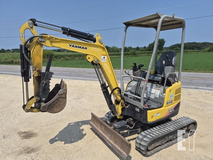 yanmar-vio17-image-5