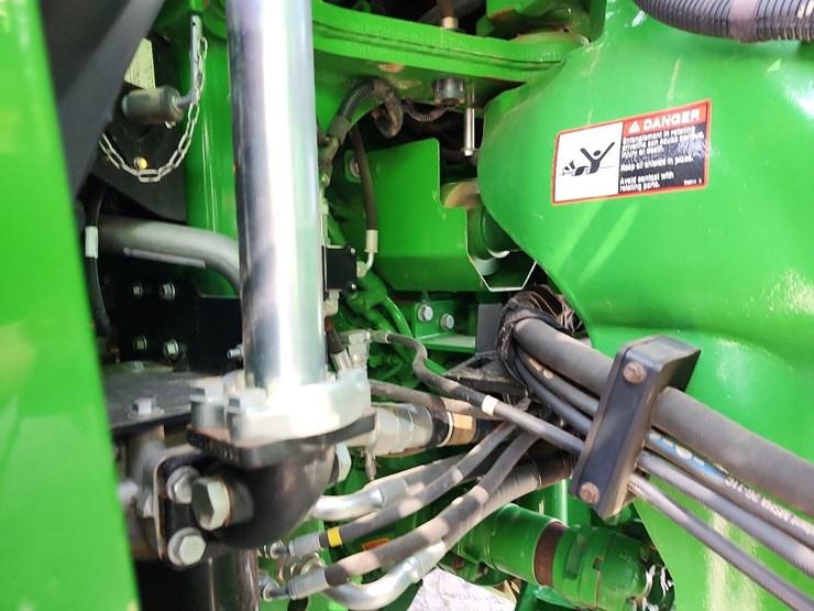2015-john-deere-9420r-image-9